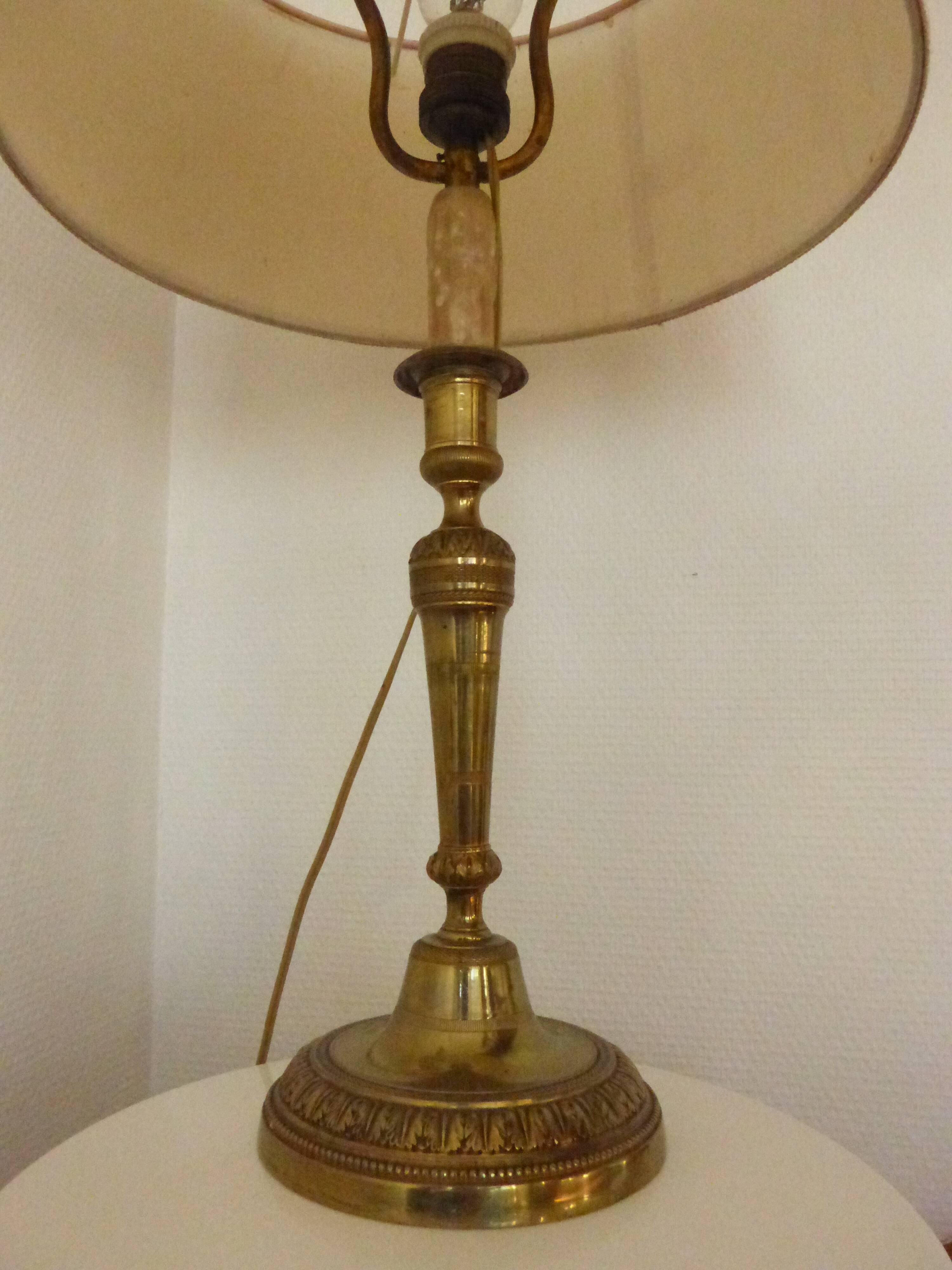 Chiseled bronze brass candlestick bouillotte lamp