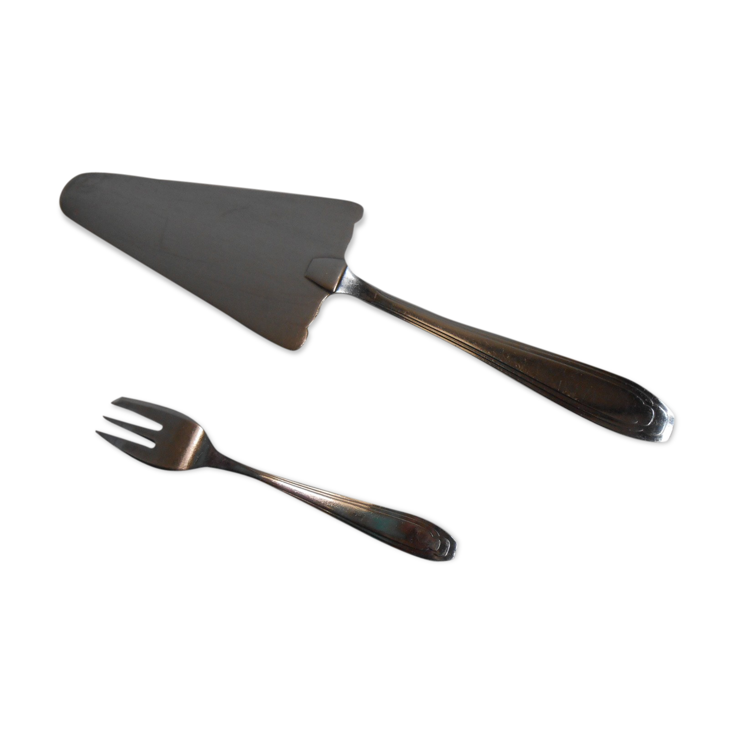 Covered service a silver metal Apollo gates