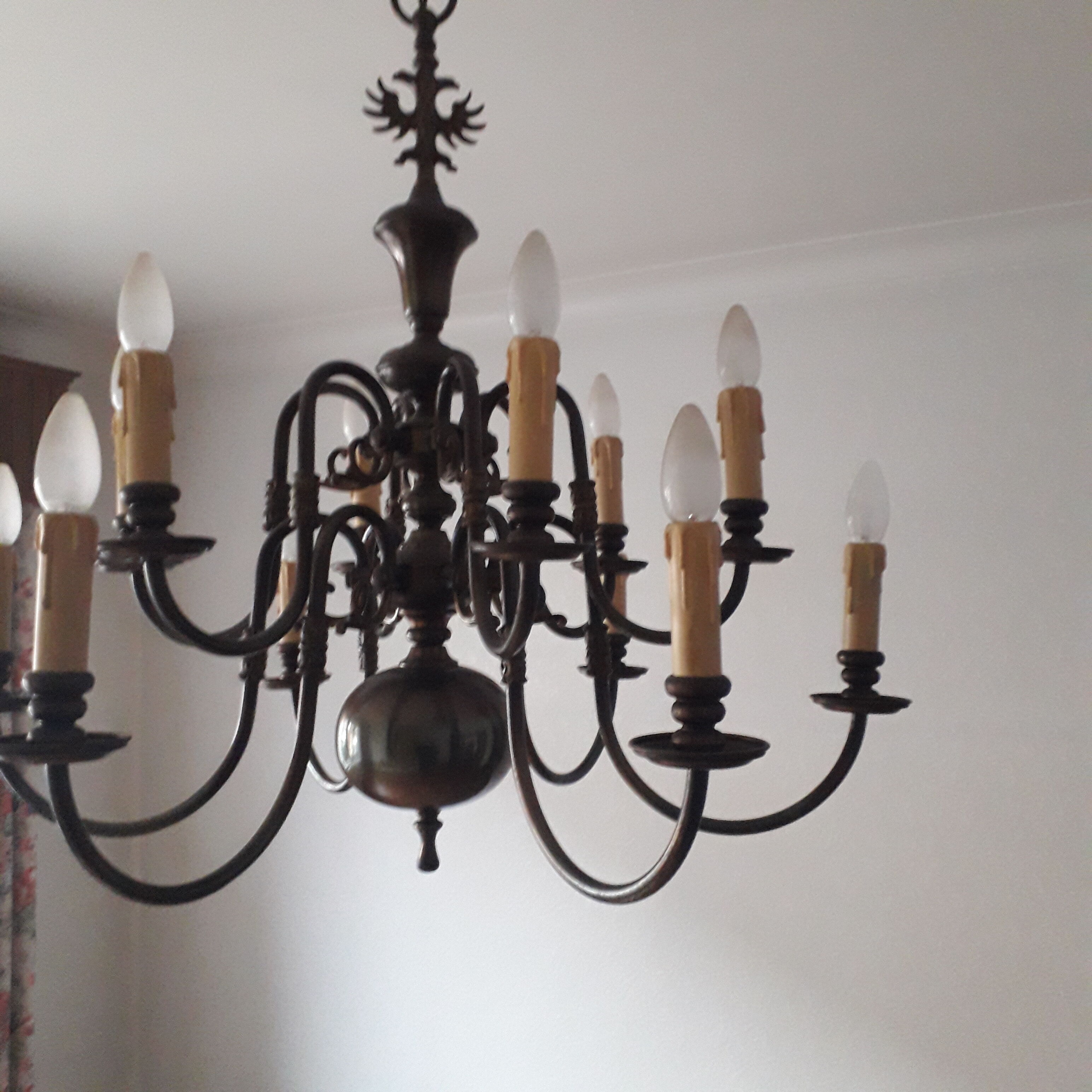Two-storey chandelier Dutch style