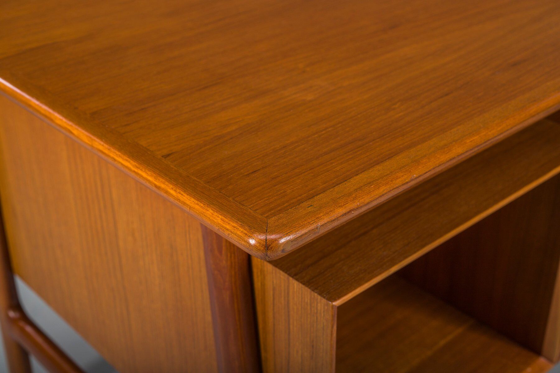 Teak Model 75 Desk from Omann Jun Møbelfabrik, 1960s