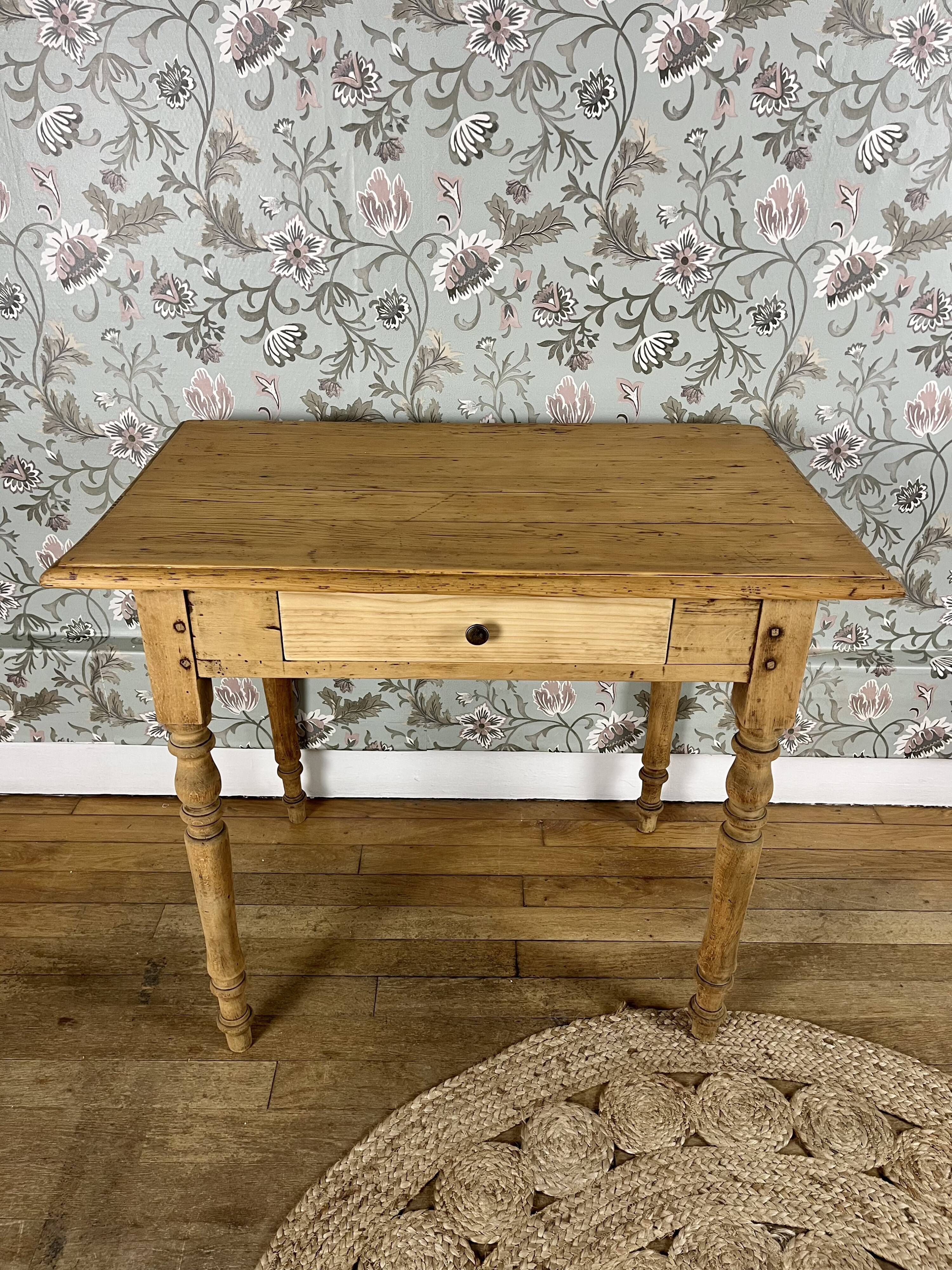 Desk or side table with turned legs