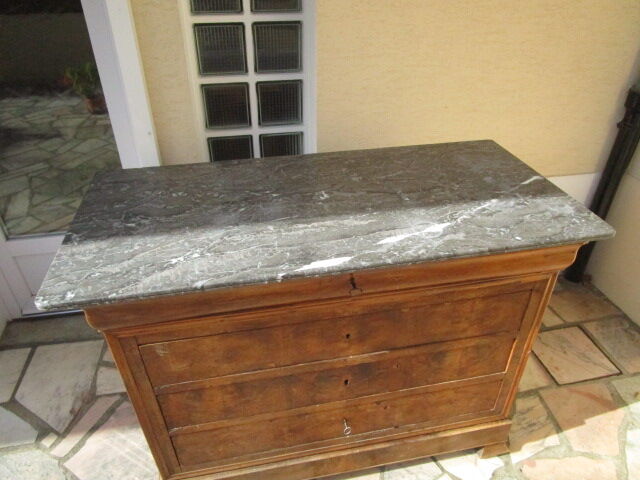 Commode ancienne-plaquage et marbre