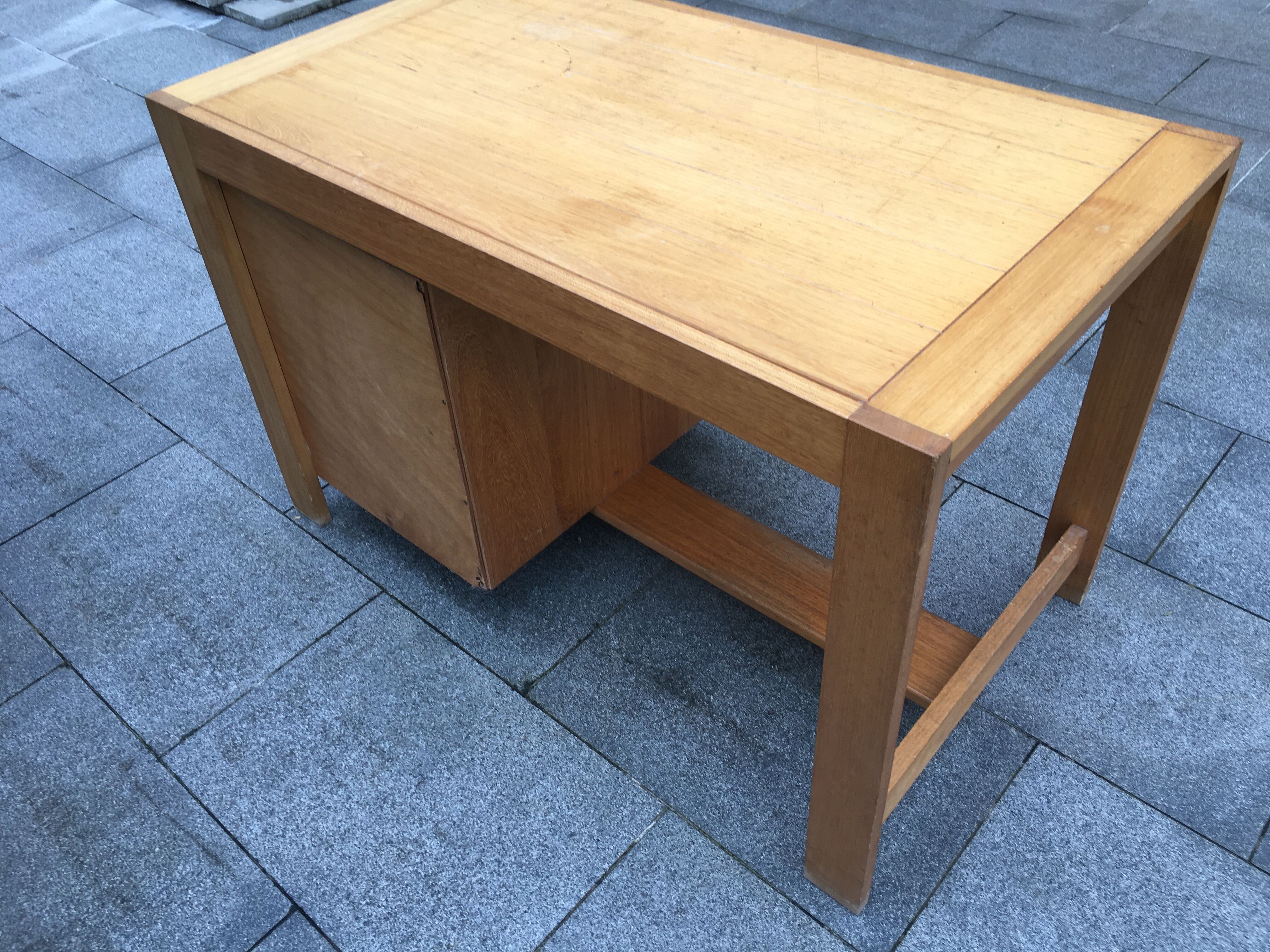 Solid oak desk 70s