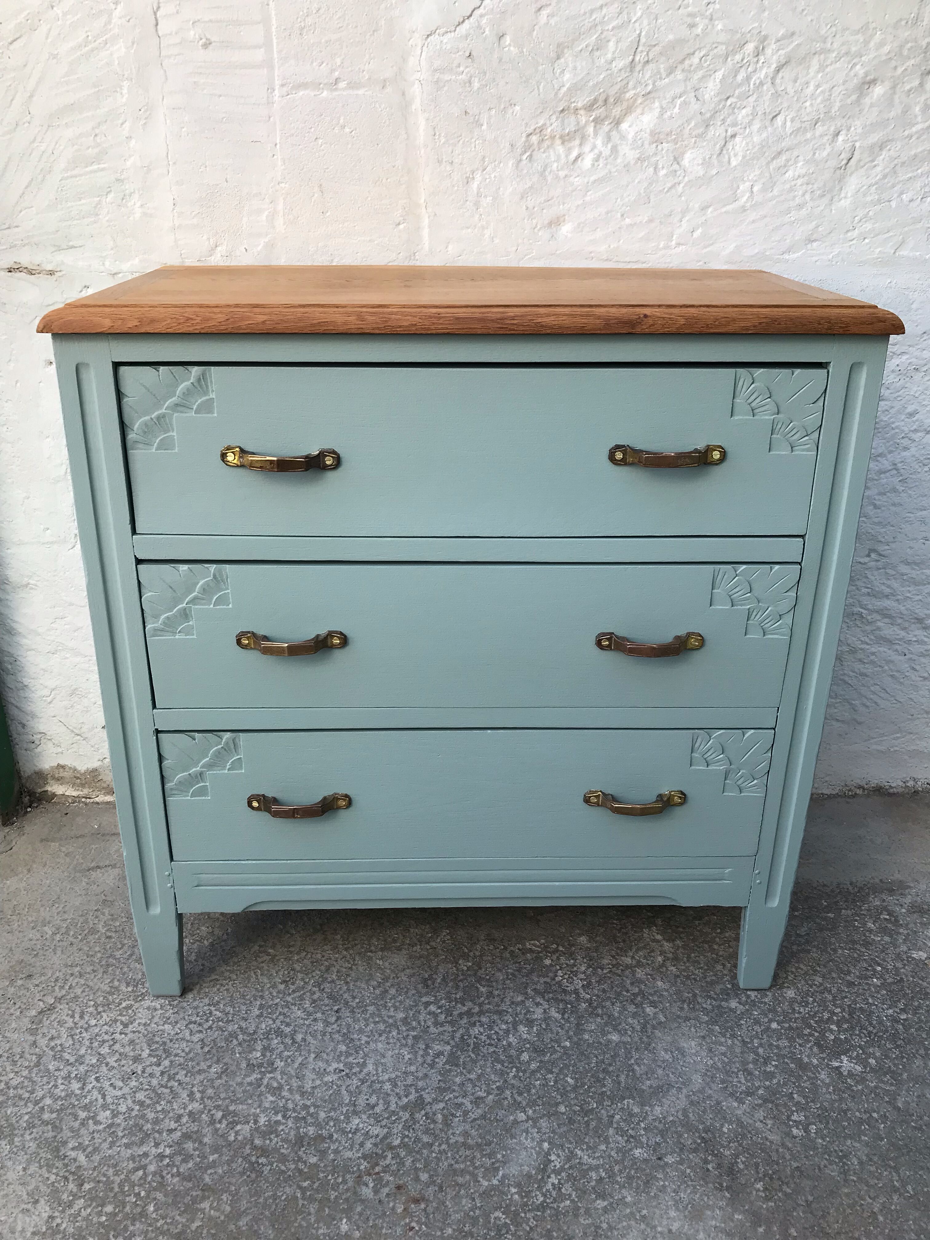 Commode art deco vert amande