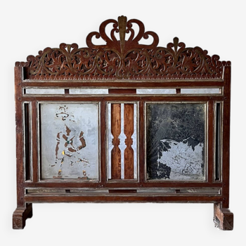 Small Indonesian screen in carved wood H:104 L:106