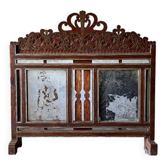 Small Indonesian screen in carved wood H:104 L:106