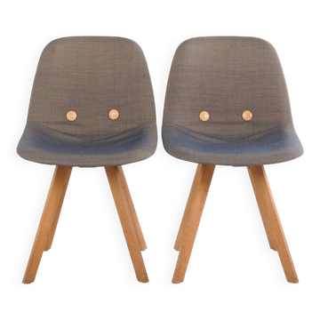 Eyes Wood chair – Erik Jørgensen – Mid grey upholstery – Solid wood
