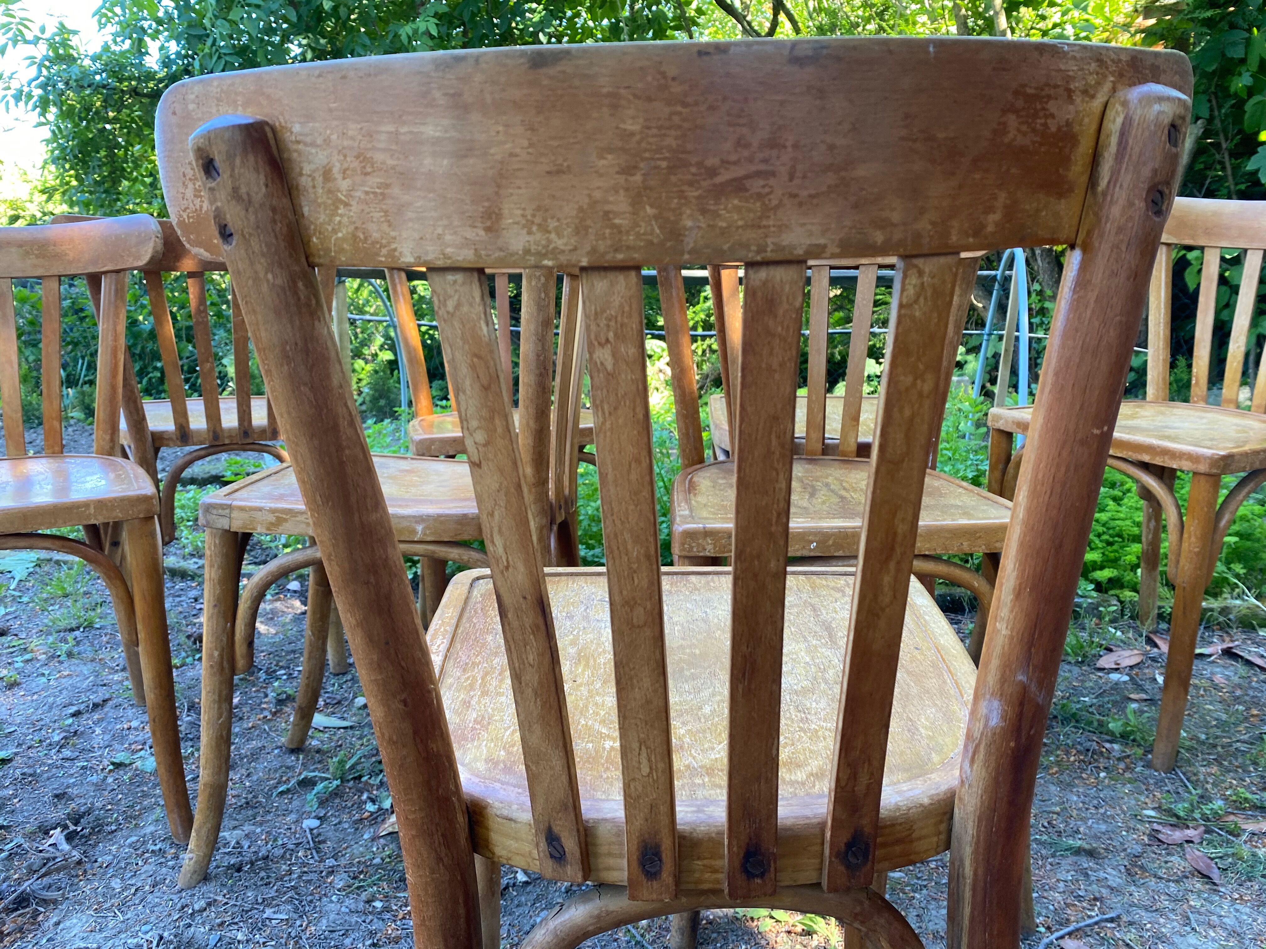 Lot de 8 chaises de bistrot vintage 1950