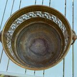 Round copper planter