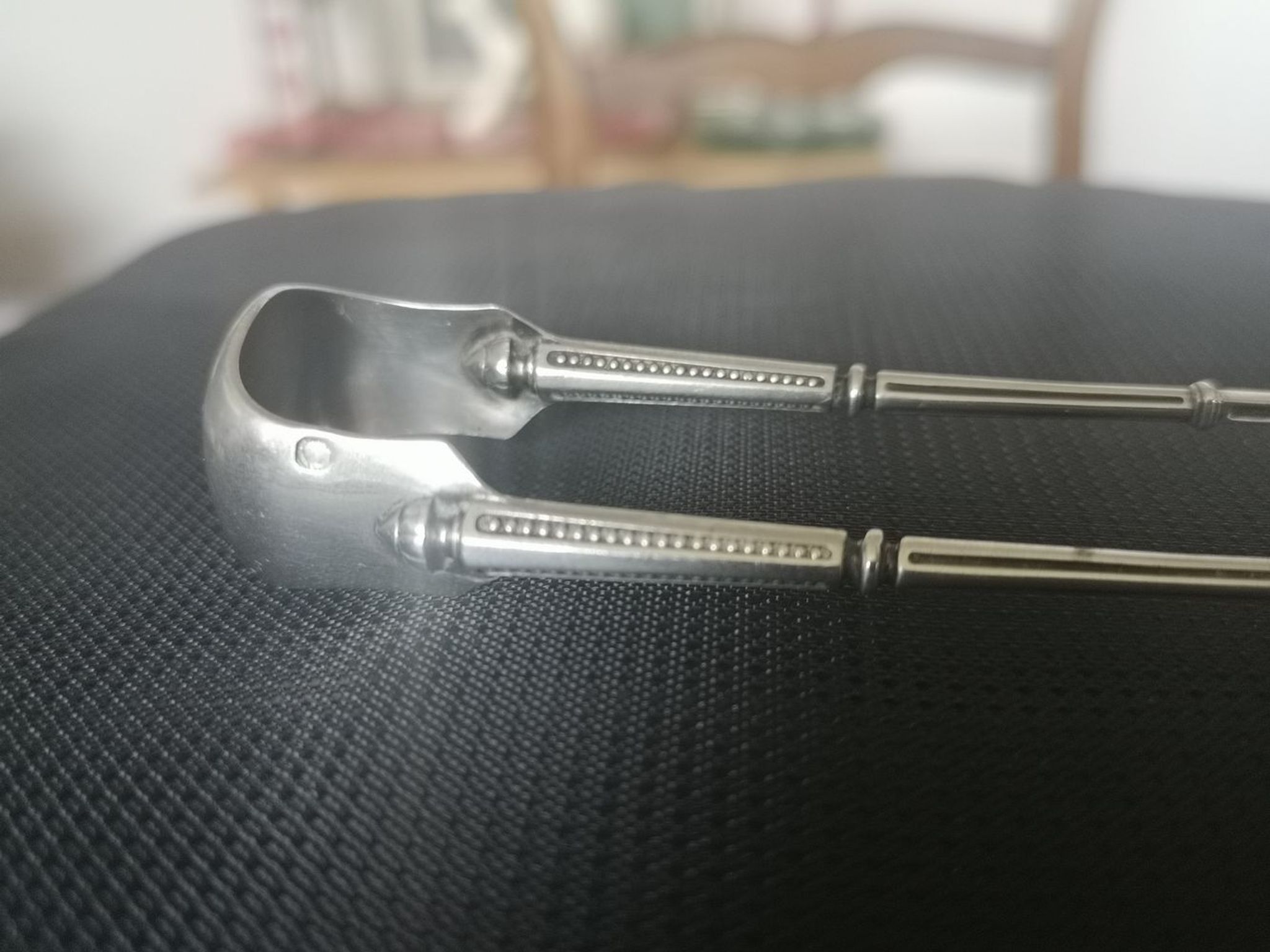 Pince à sucre en argent massif 19ème
