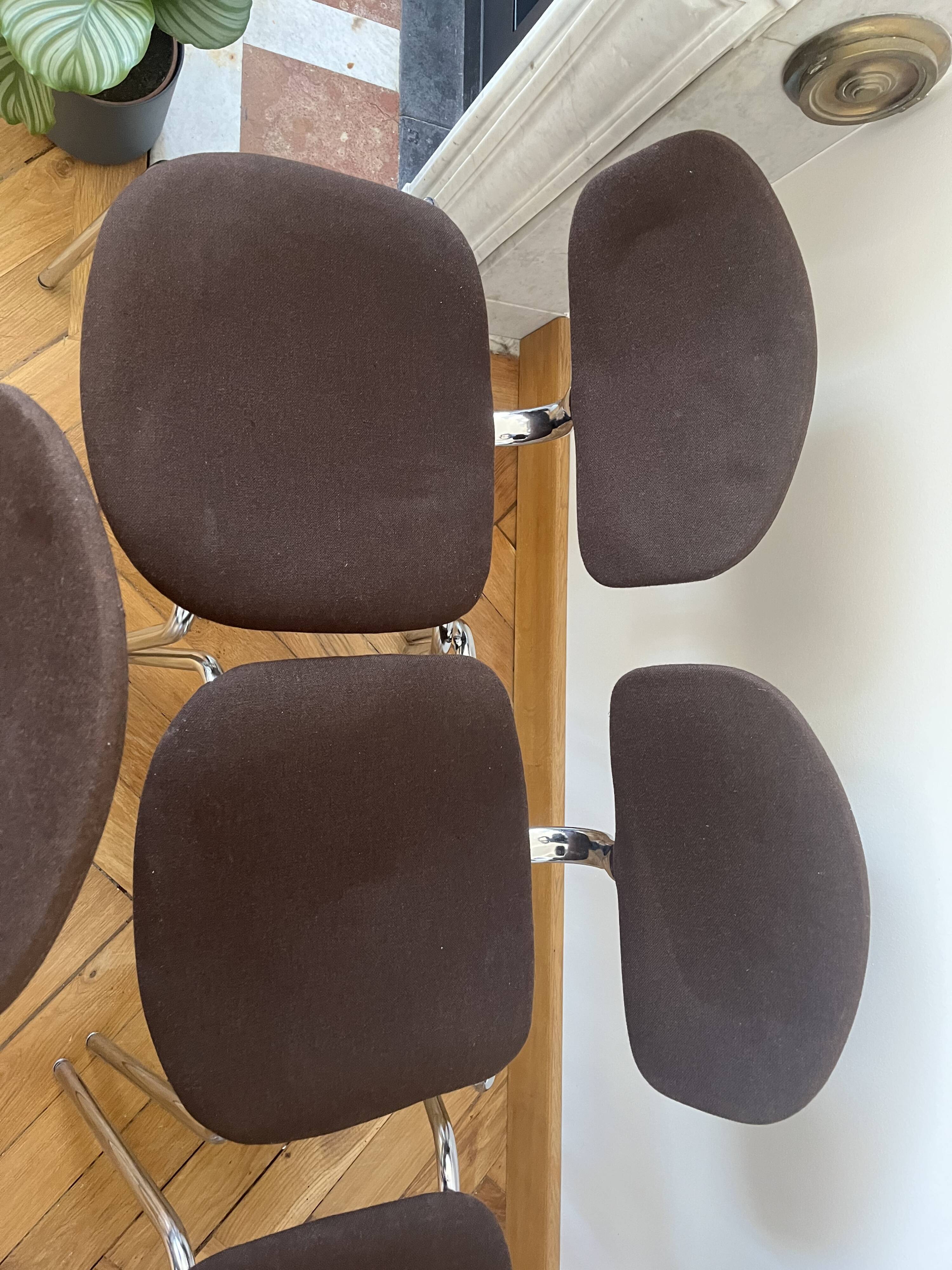 Set of 7 Steelcase Strafor chairs