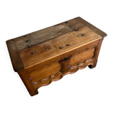 Storage box