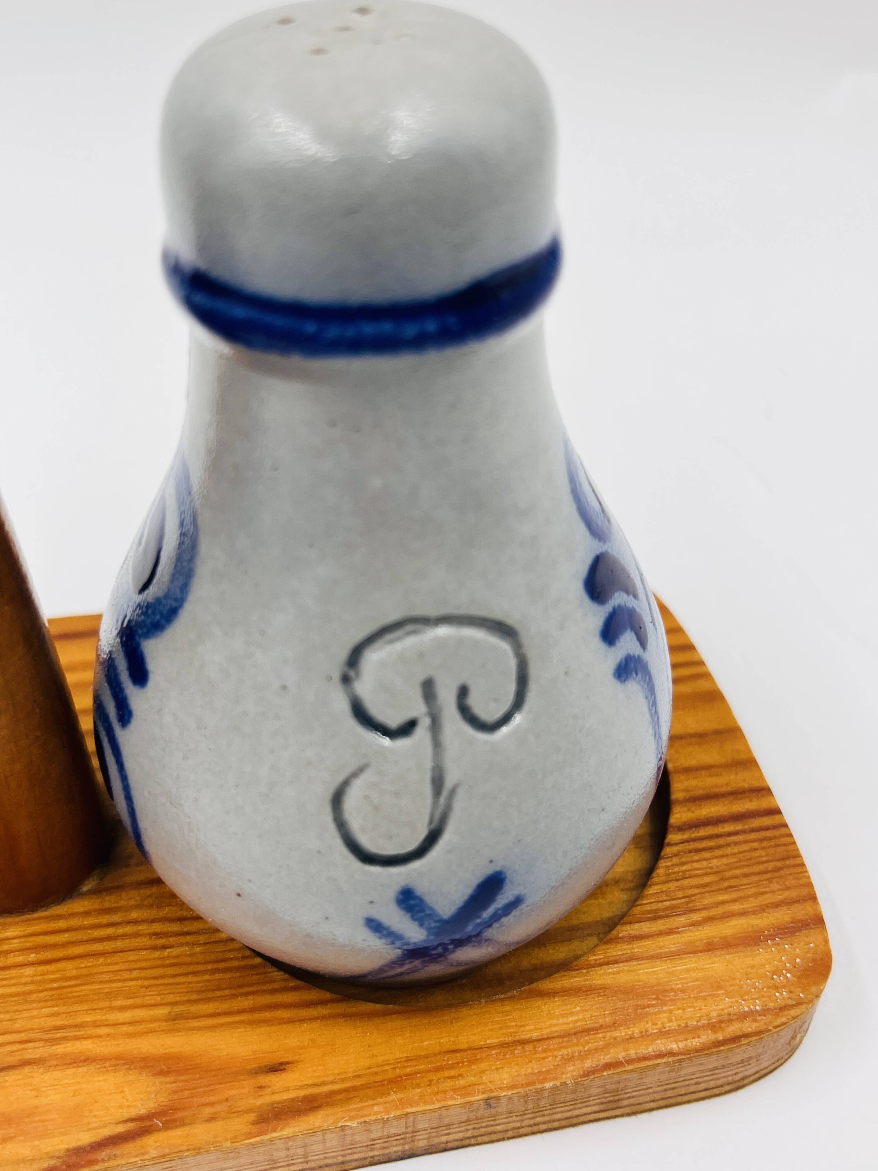 Alsatian stoneware pepper and salt set