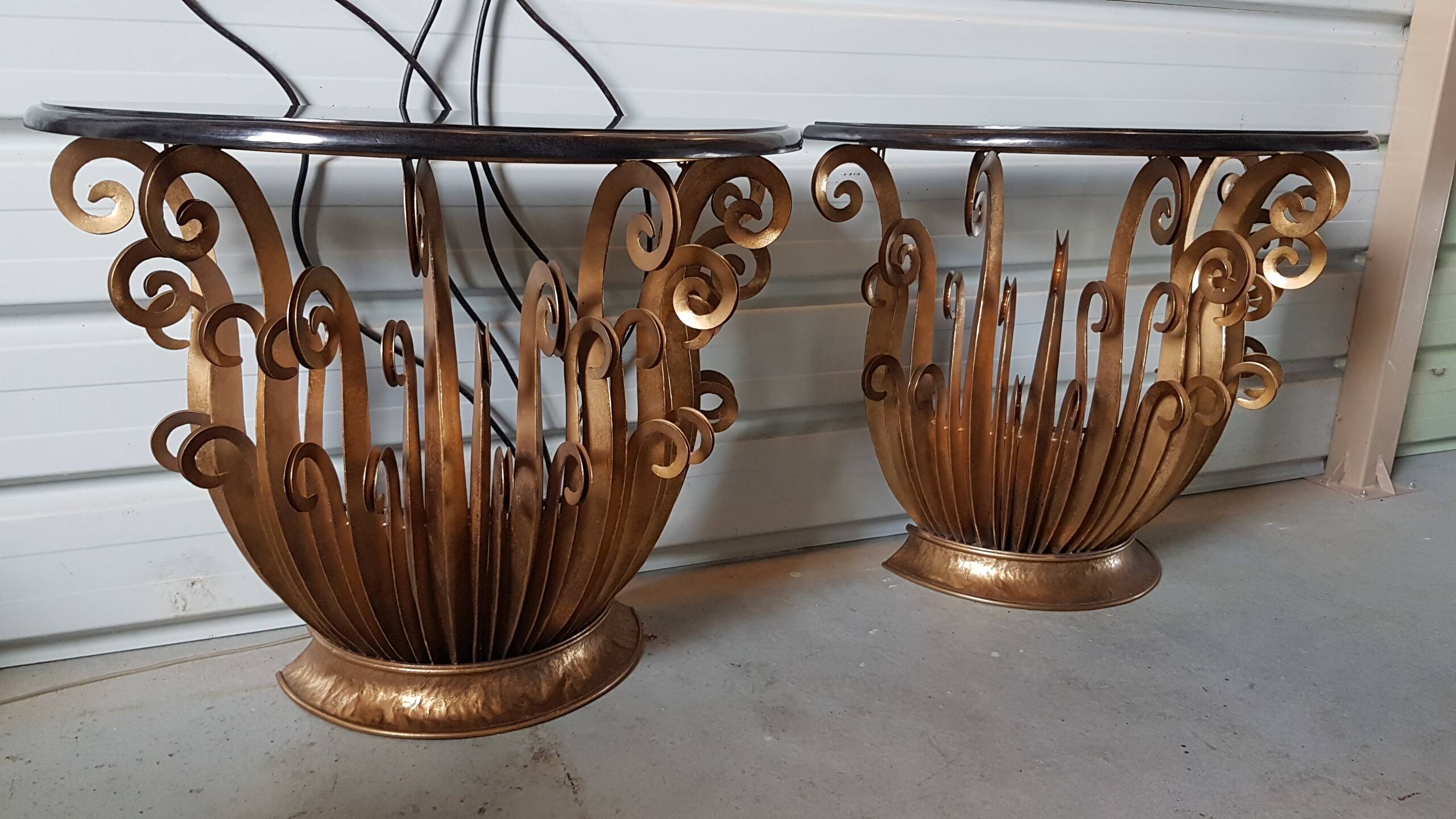 Paire de console aux fougeres
