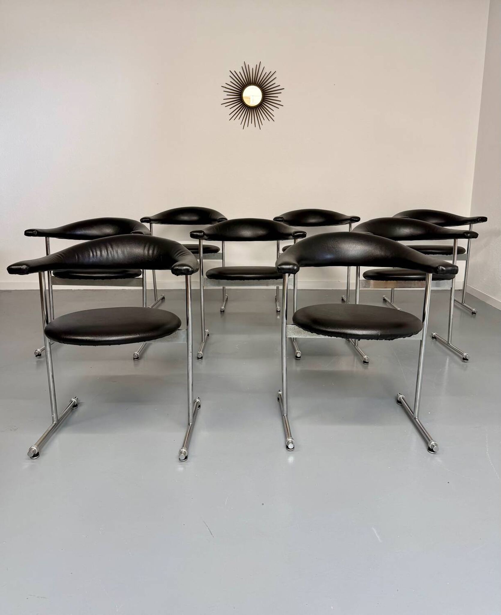 8 Airport Chairs Model 037 designed by Hans Kaufeld / Geoffrey Harcourt