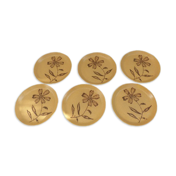 Flat sandstone plates
