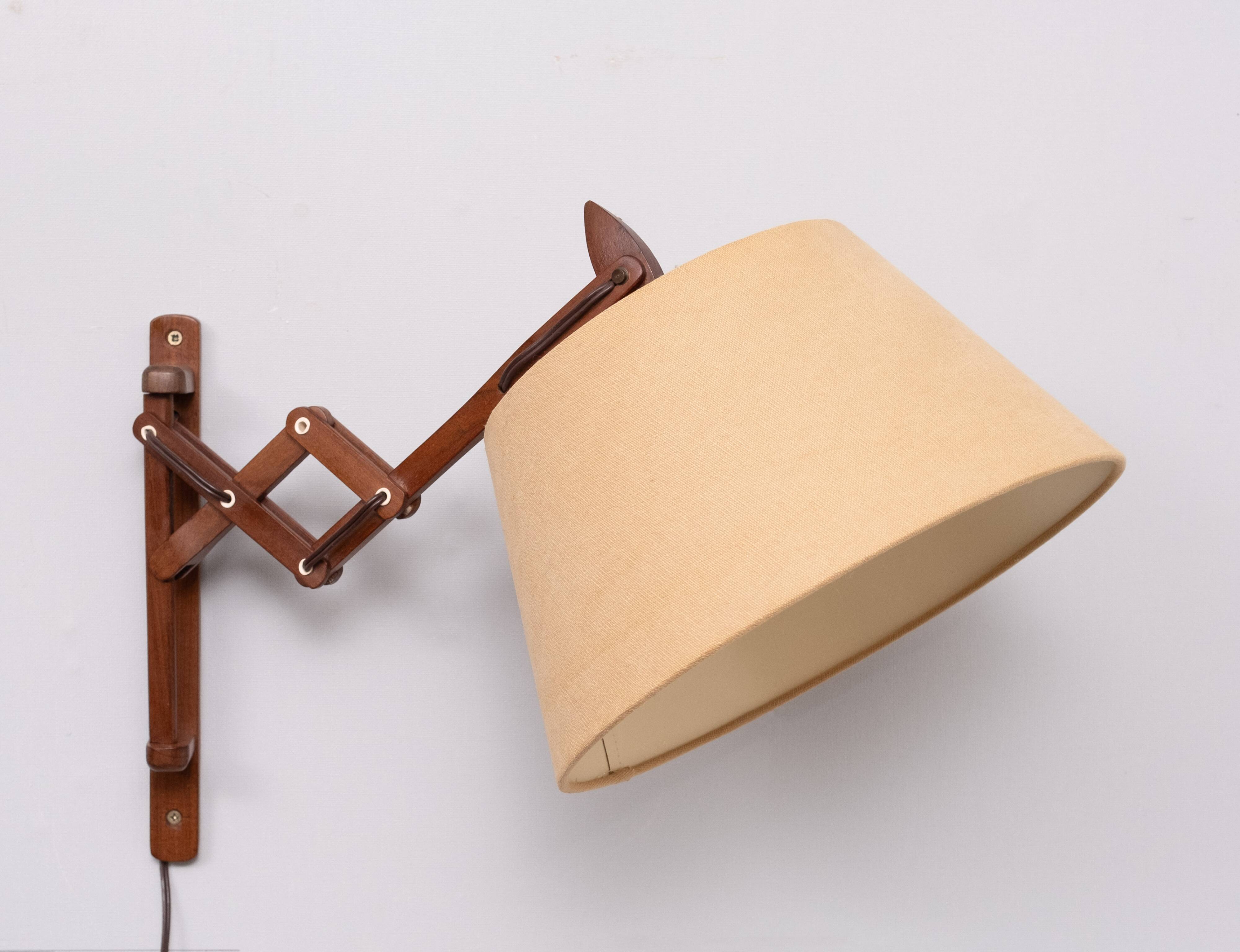 Small teak scissors wall lamp 1960s holland