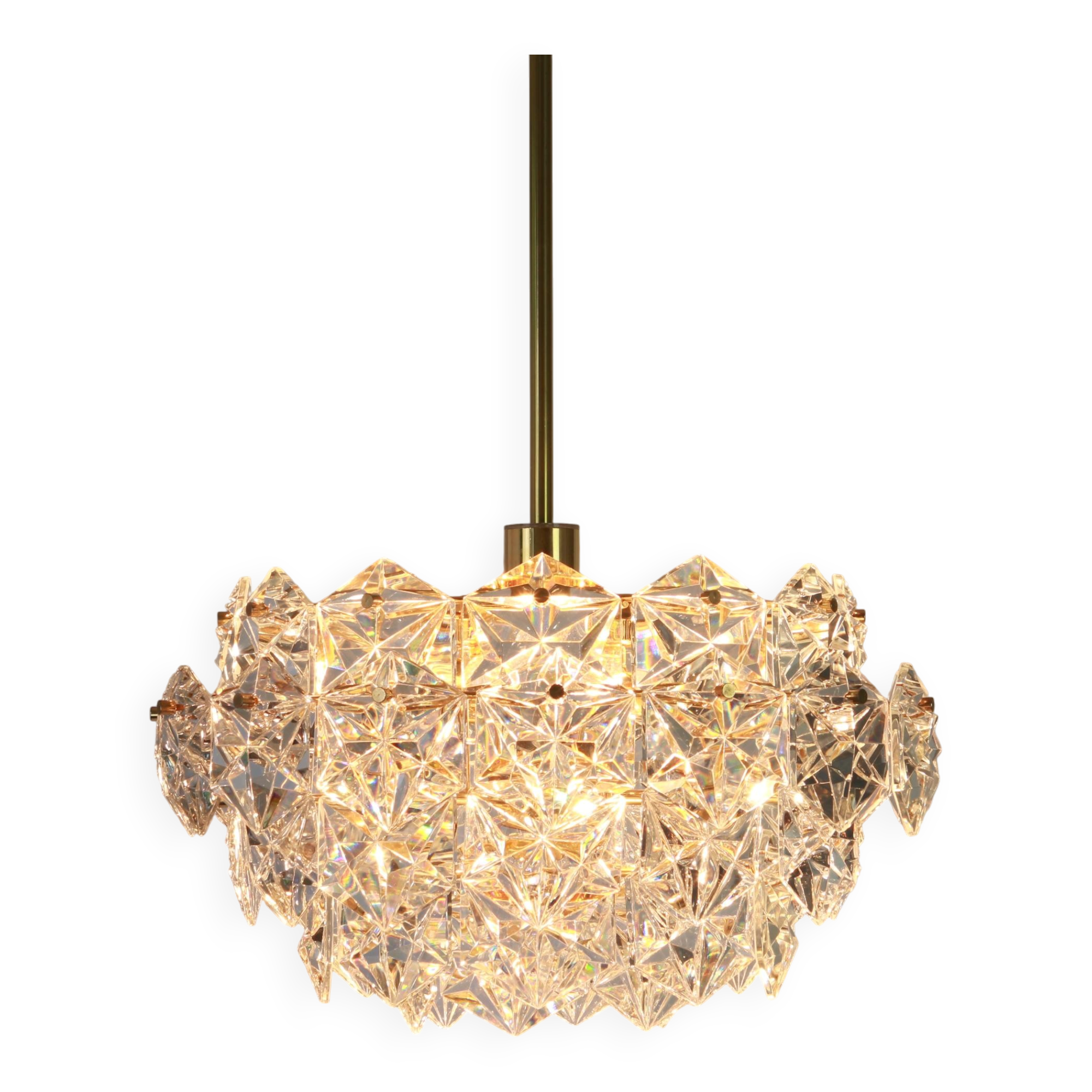 Chandelier in gilded brass and crystal glass by Kinkeldey, Germany, 1970s.