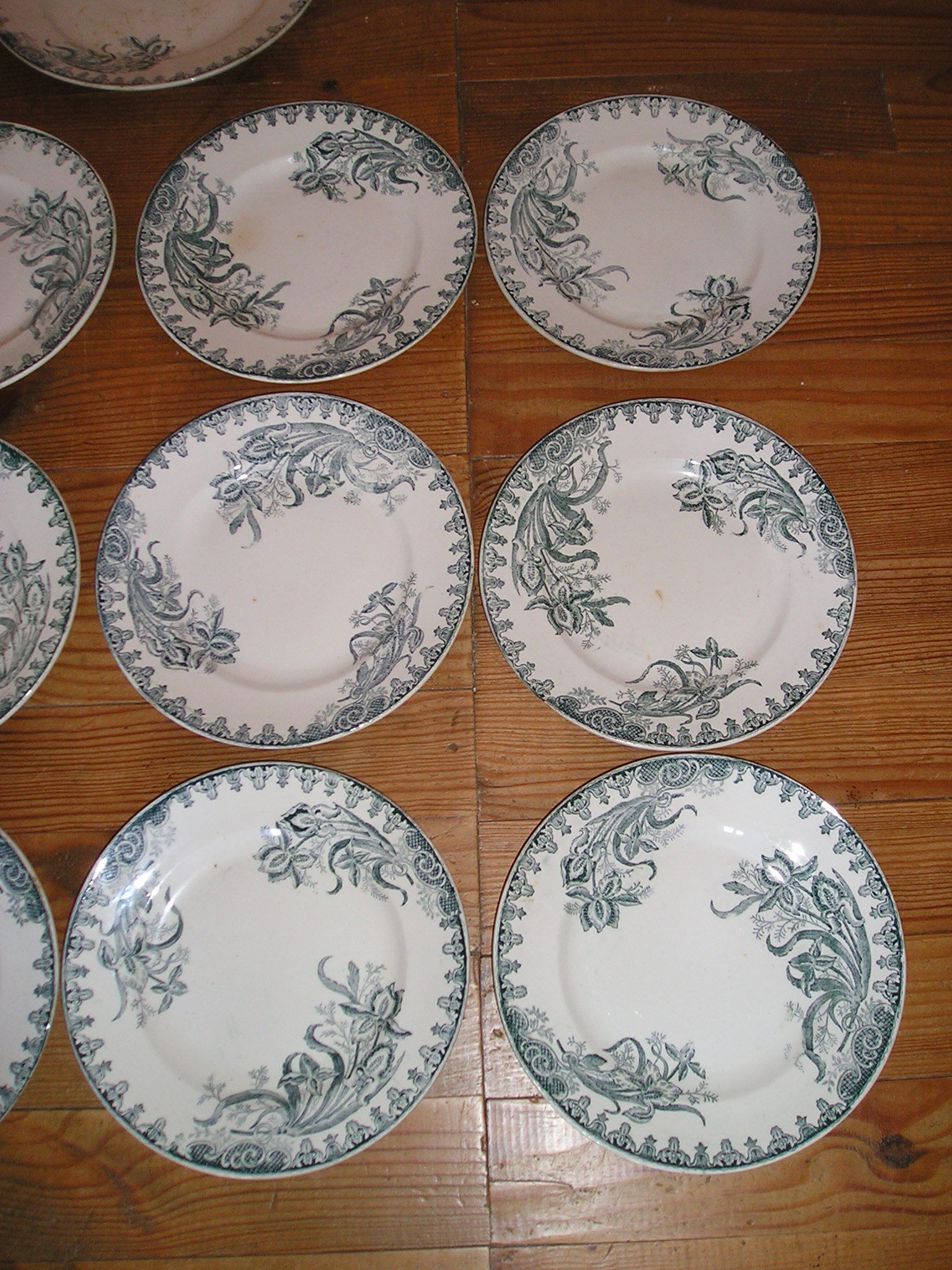 Service 6 people in faience art nouveau ste amandinoise model iris