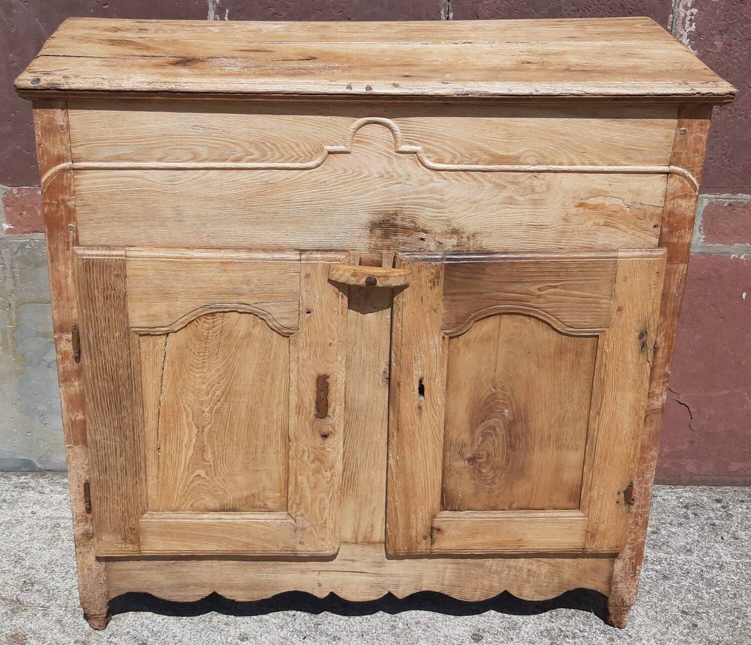 Basque sideboard 18th century