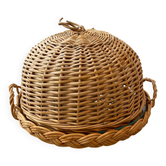Cloche à fromage en rotin