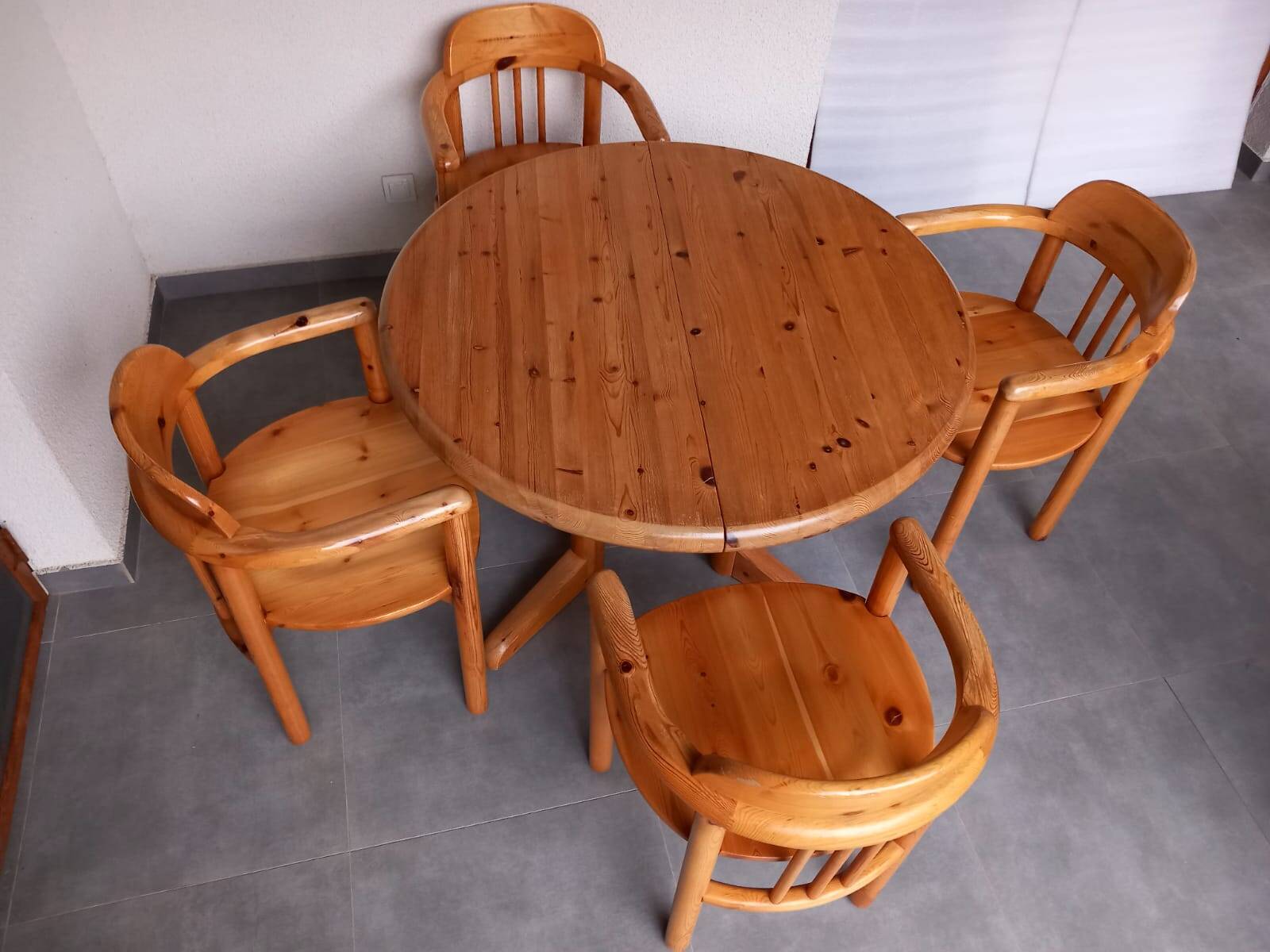 Table and chairs Denmark 1980s