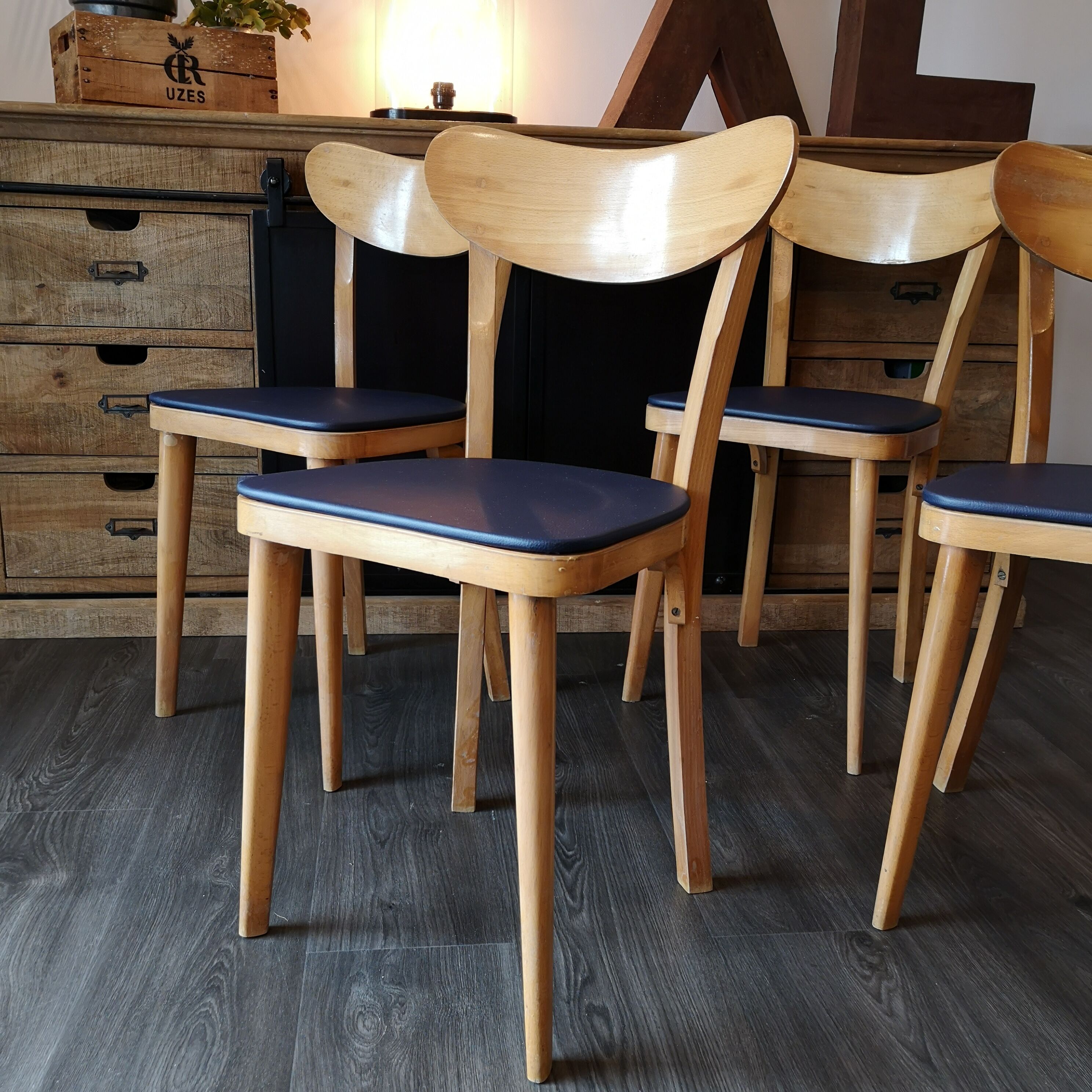 4 bistro Mahieu chairs
