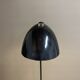 Lampadaire tripode en métal noir