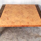 Table basse design en loupe d’orme et laiton – années 70