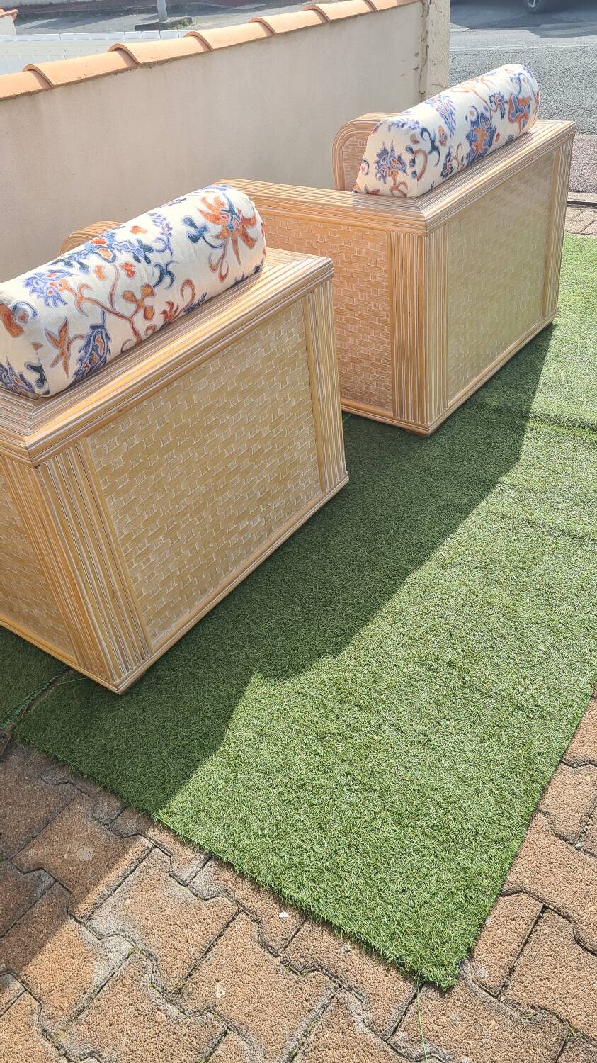 Design rattan club chairs