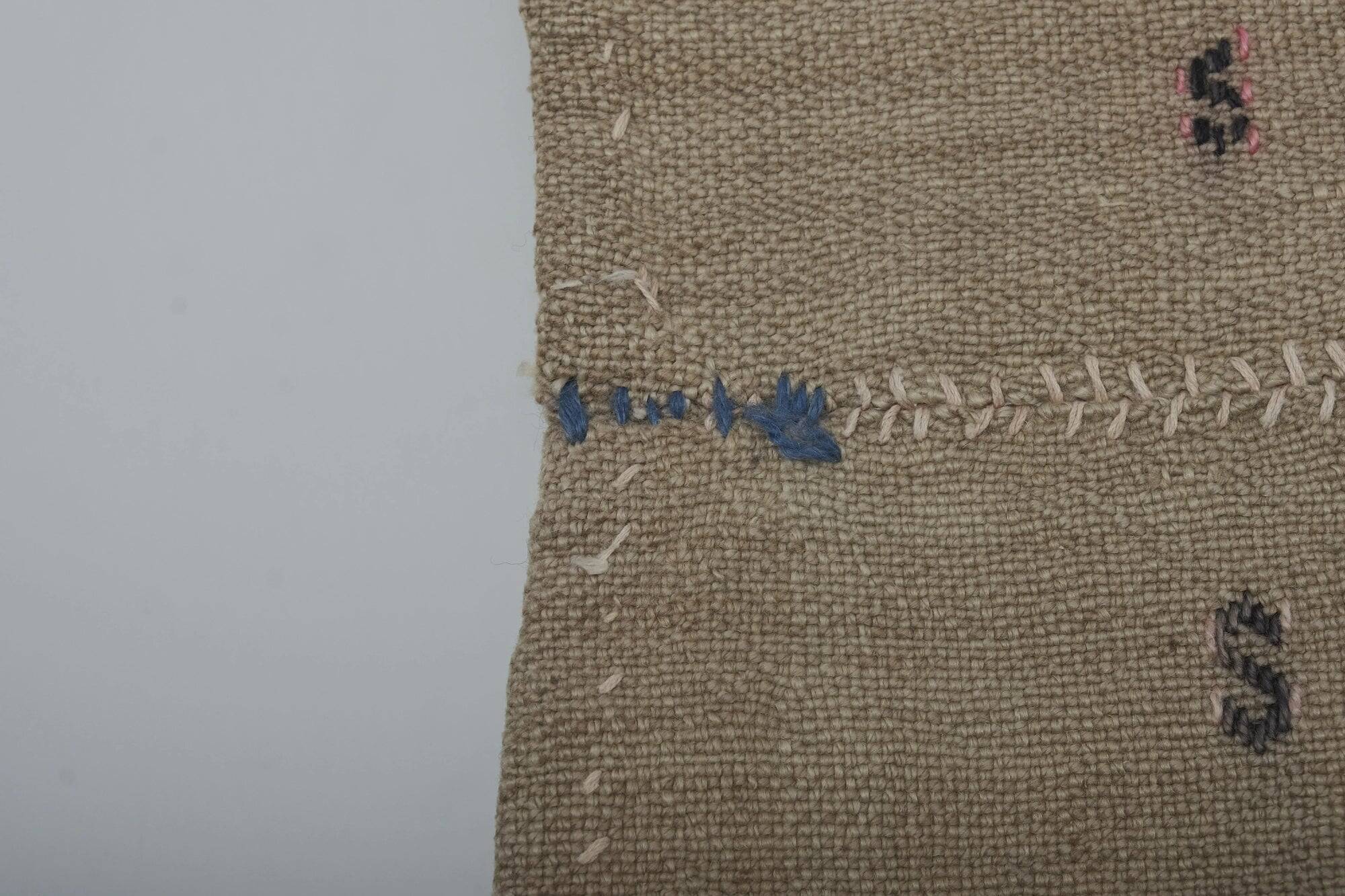 Vintage Turkish kilim, handwoven, 140x240 cm.