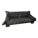 Canapé en cuir noir cocooning