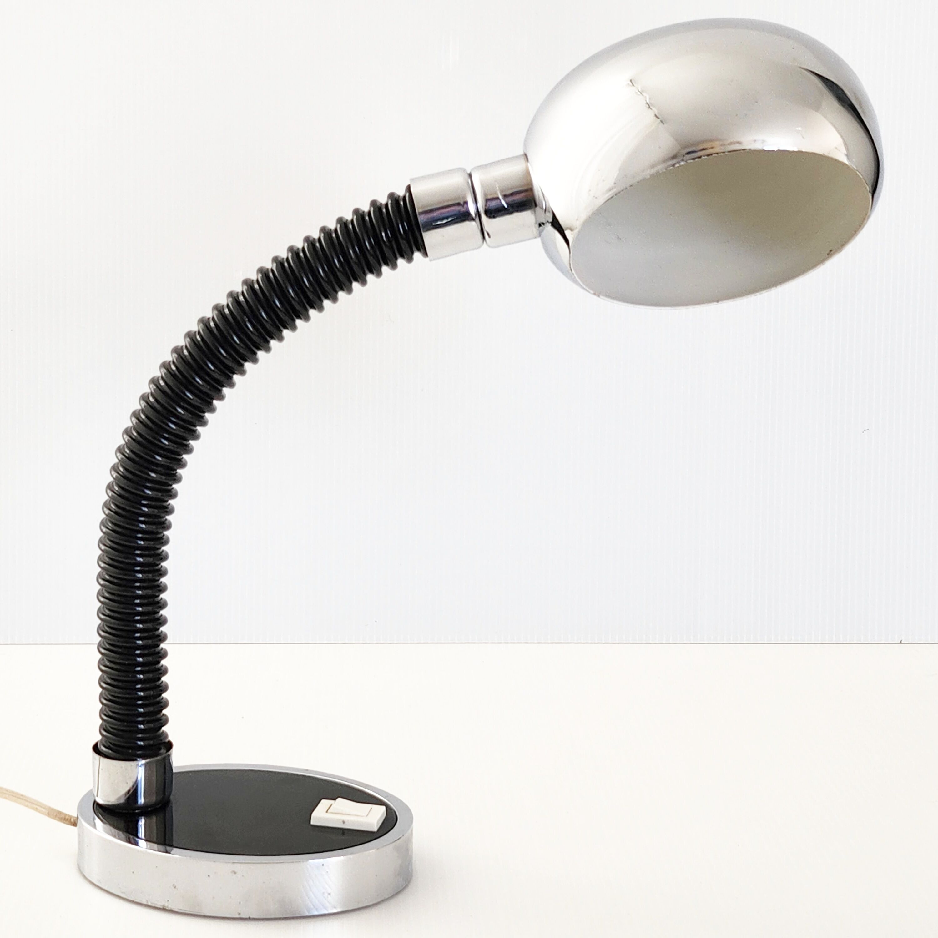 Italian lamp space age 1960