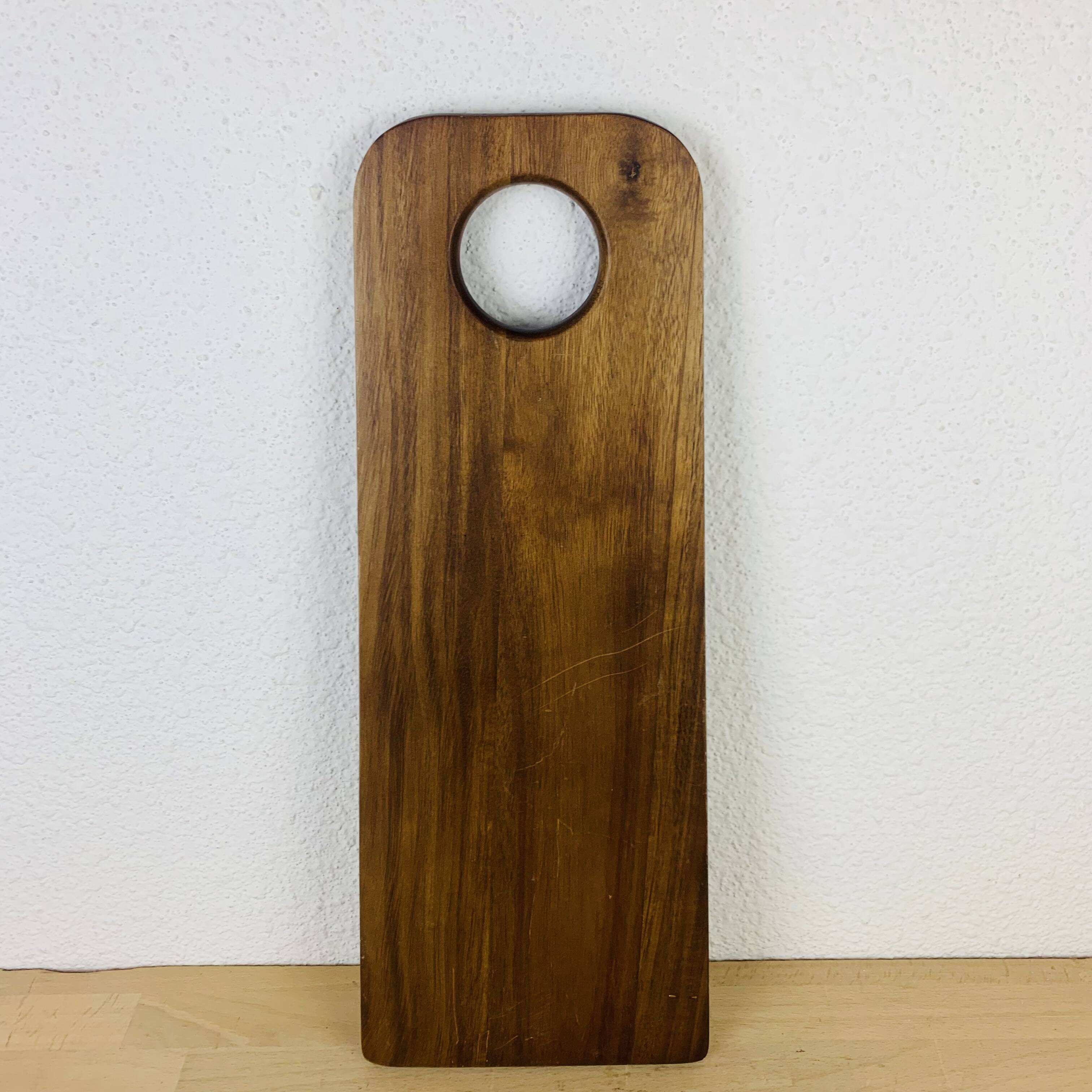 Olive wood cutting board