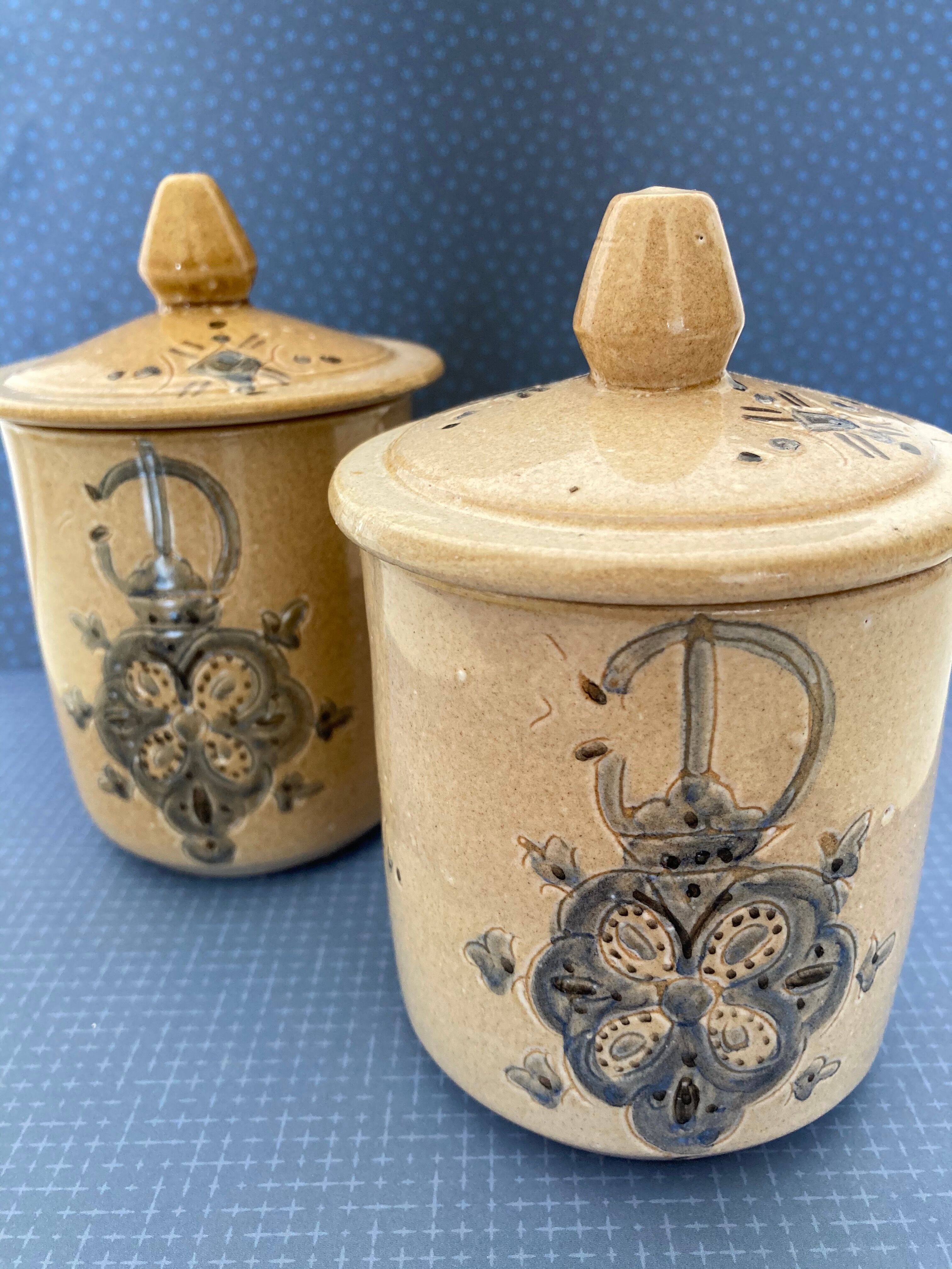 Lot of 6 enamelled terracotta pots - Moroccan pottery