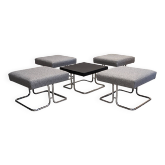 Set of 4 ottoman stools and 1 Space age coffee table from the 60s/70s