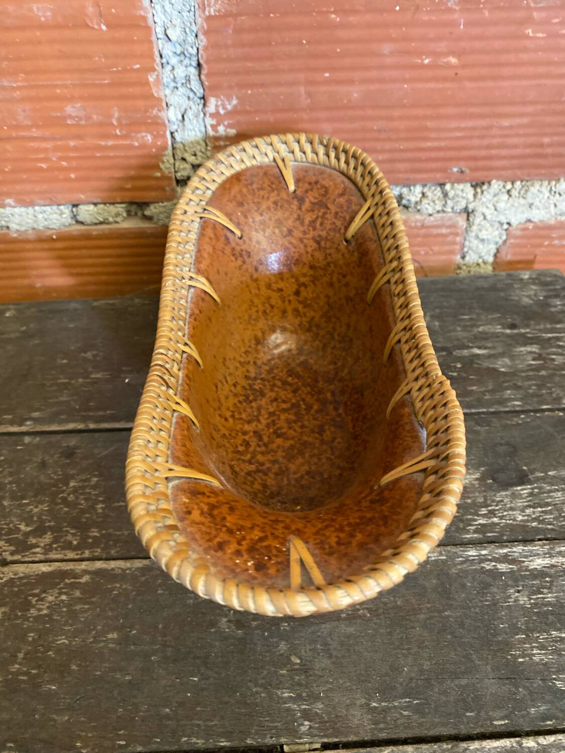 Old Brown Speckled Terracotta Pocket Video + Vintage Rattan Border