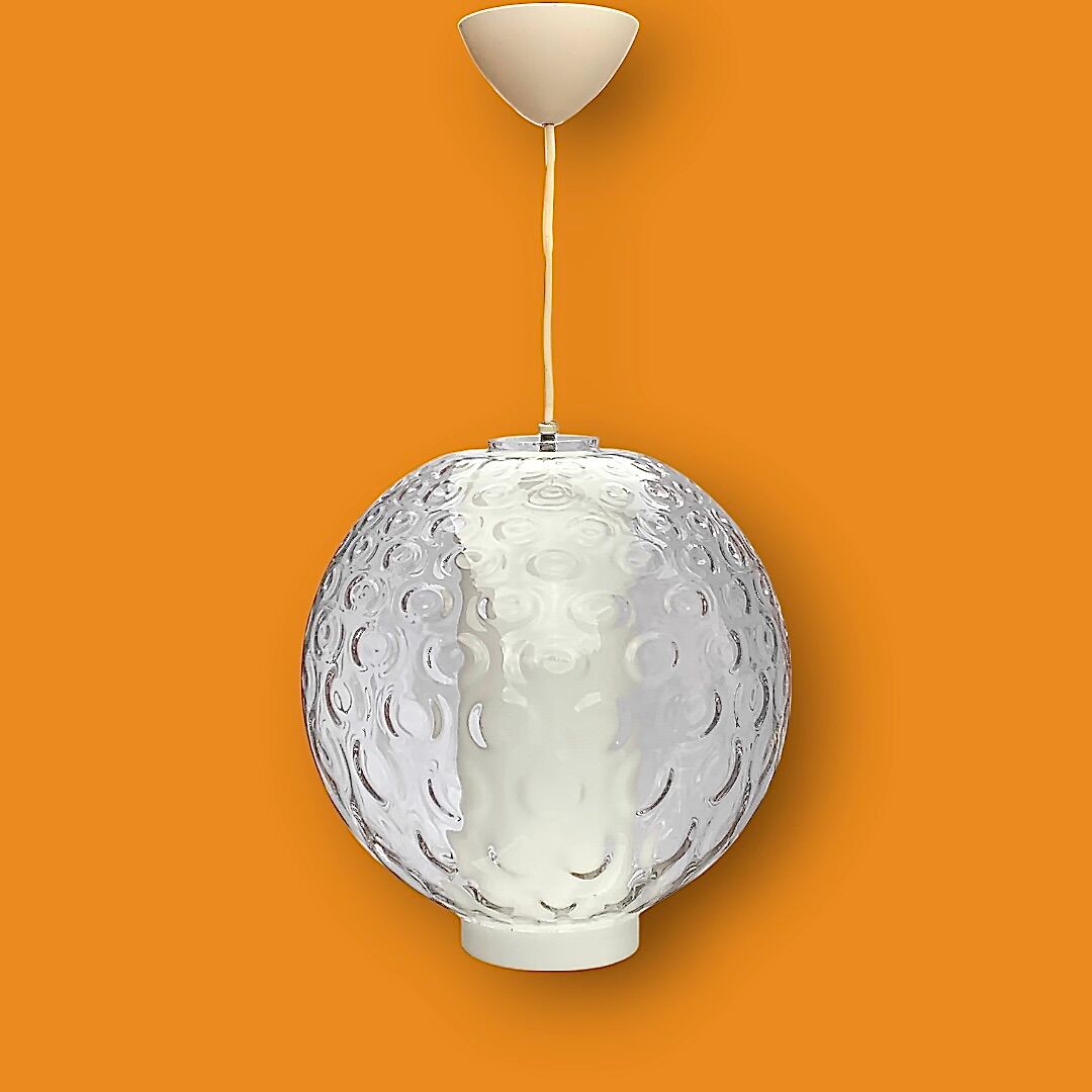 Spherical pendant light in bubbled and opaque blown glass