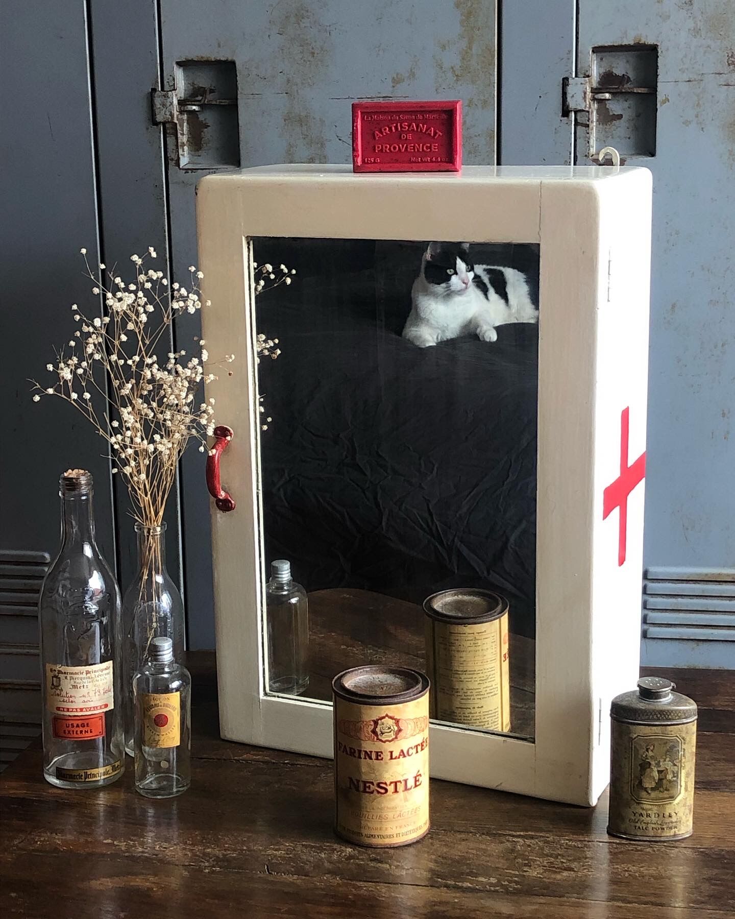 Medicine cabinet