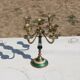 Vintage 5-light candelabrum in brass – Green and white decor