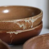 Set of 4 plates in sandstone of Saint Amand signed