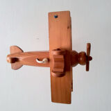 Wooden aircraft suspension
