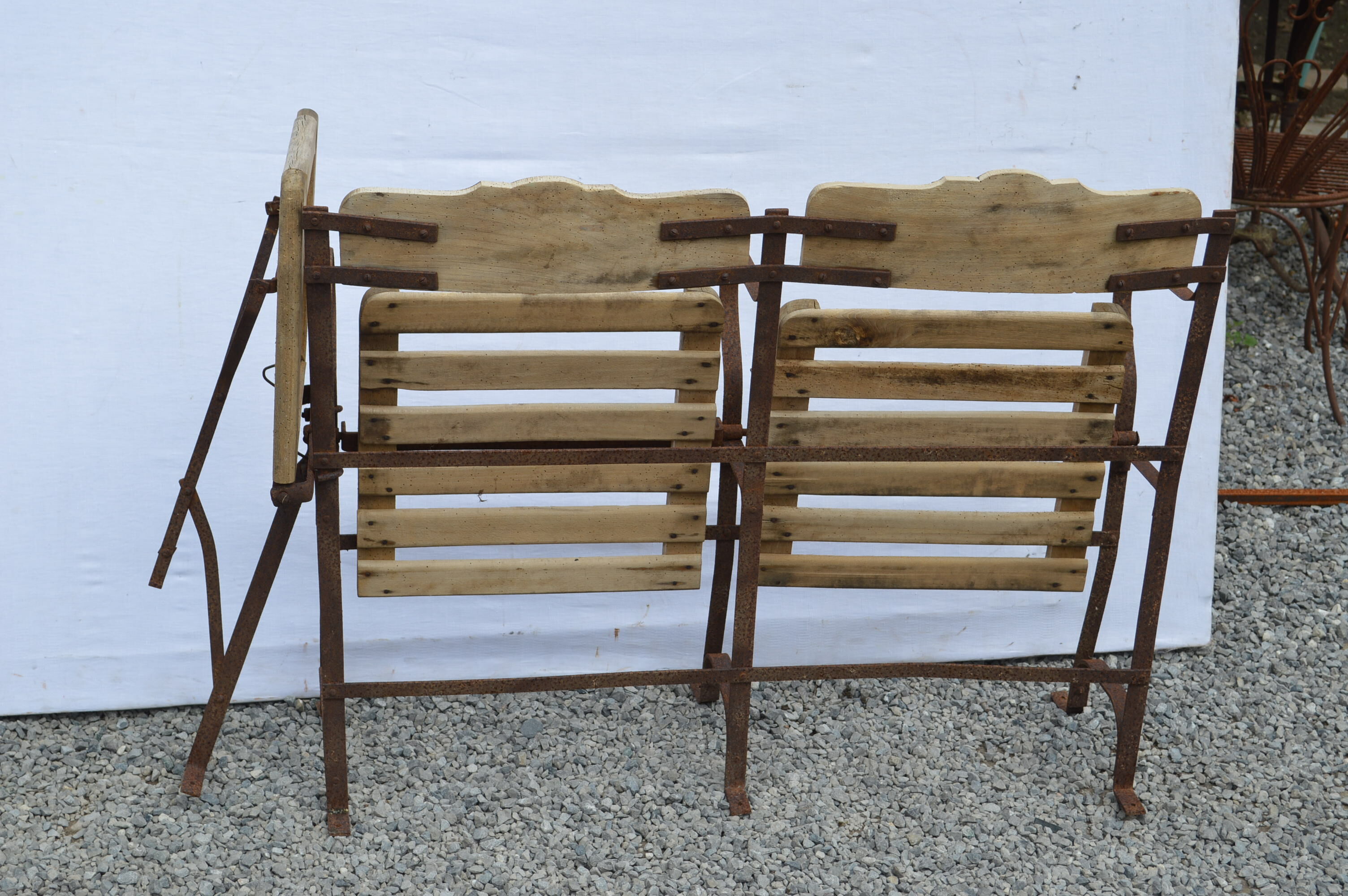 Fauteuils de cinéma avec strapontin en fer et bois