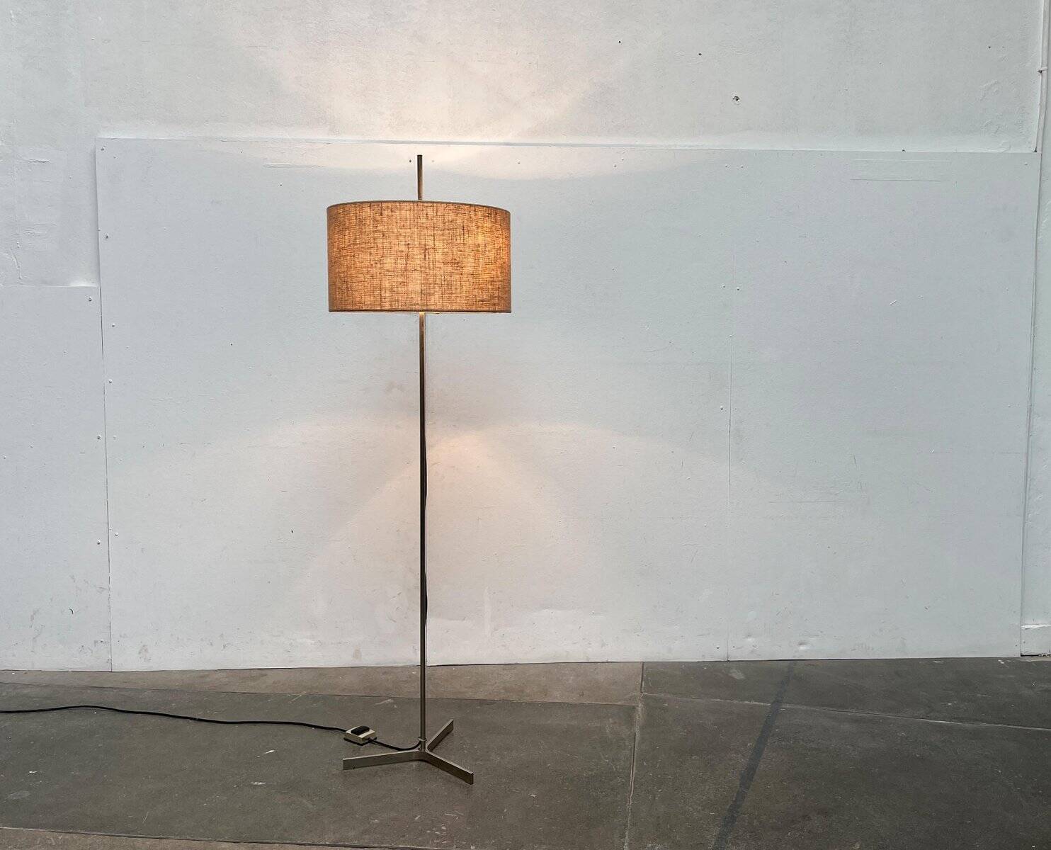 Minimalist German tripod floor lamp from the mid-century, 1960s.