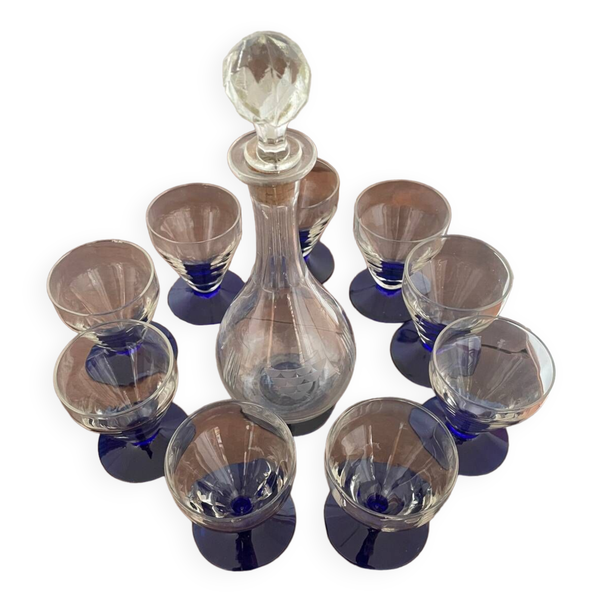 Carafe and glasses set