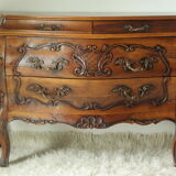Commode tombeau en noyer style Louis XV, XXème