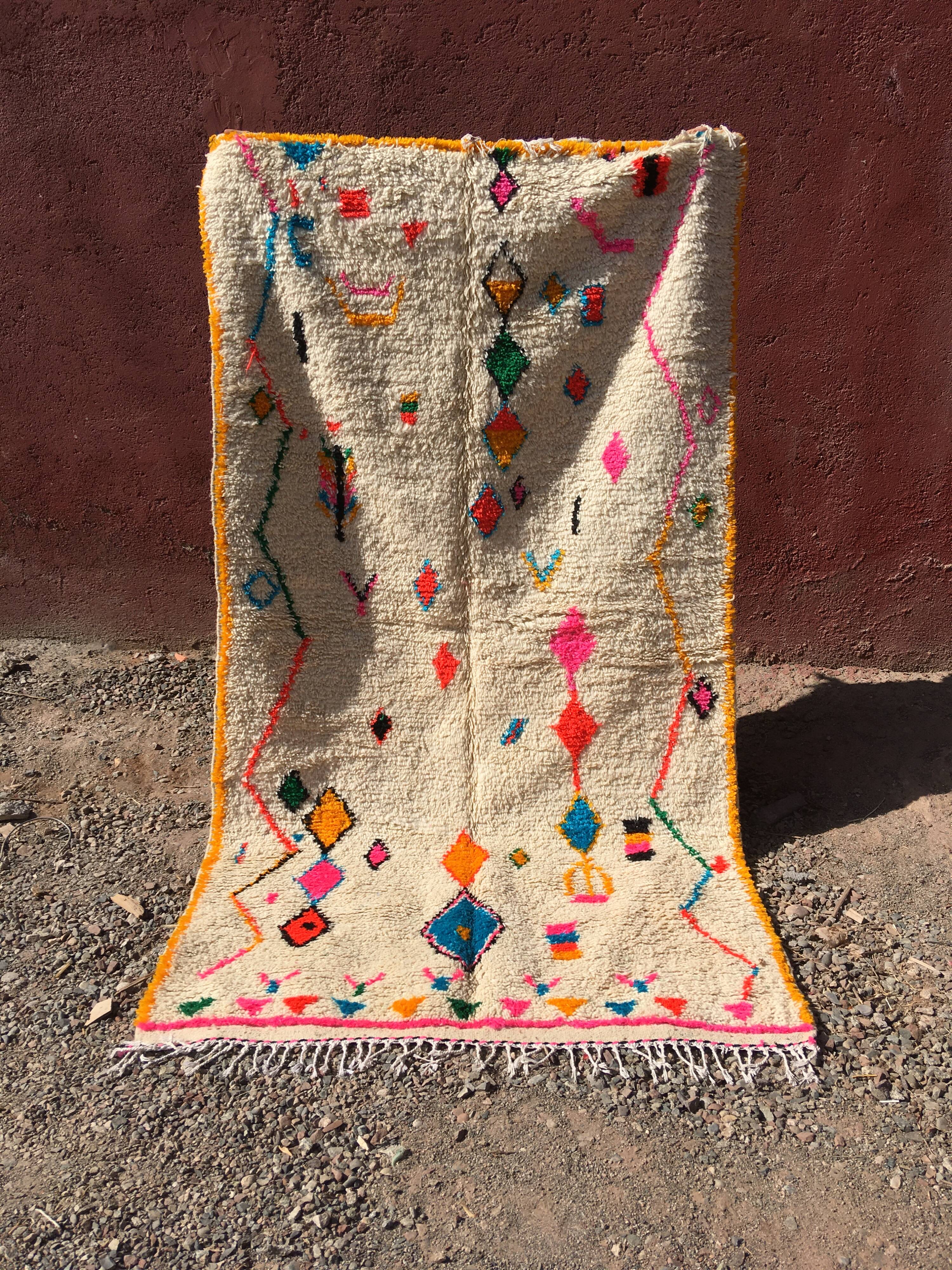 Azilal rug 272 x 145 cm