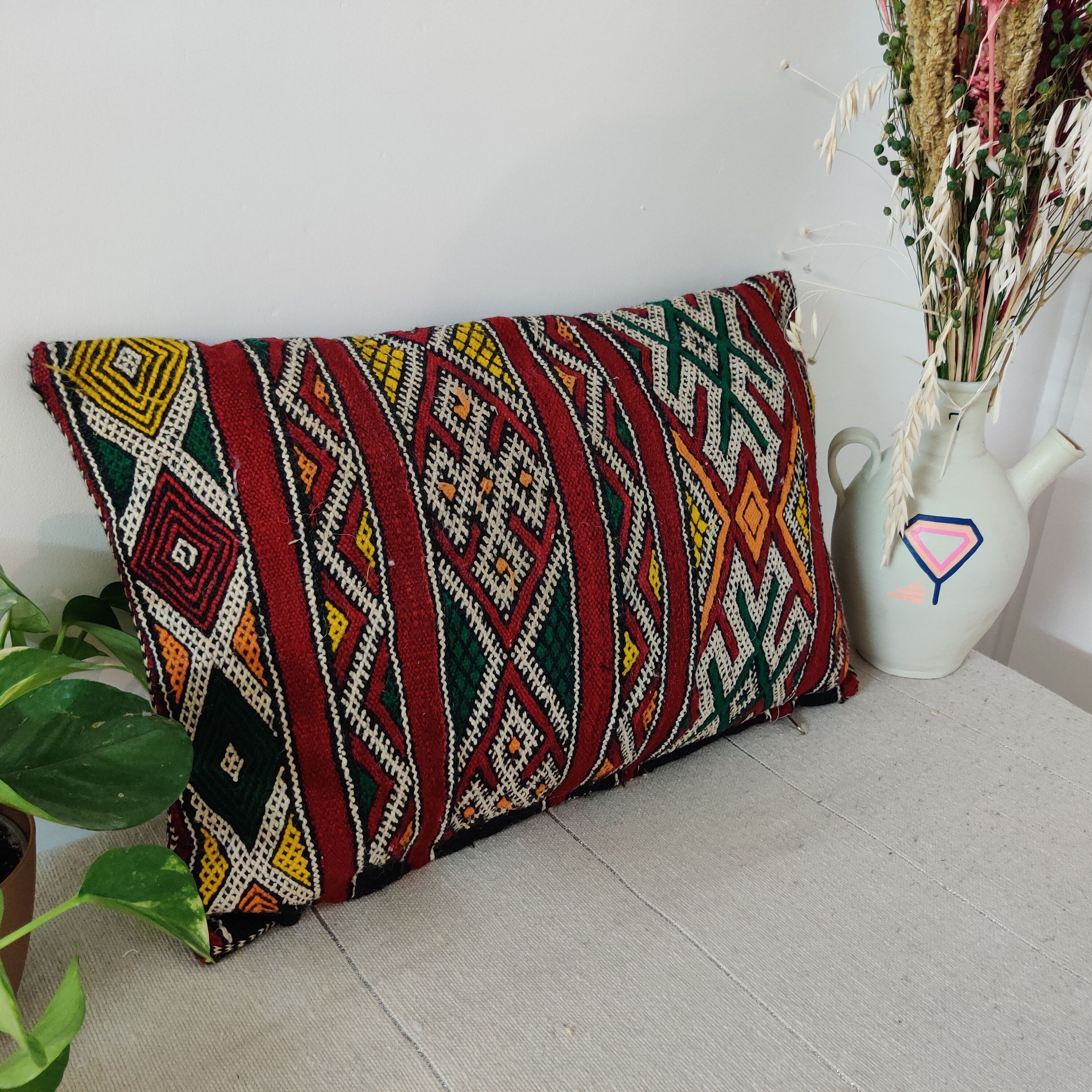Vintage moroccan kilim cushion