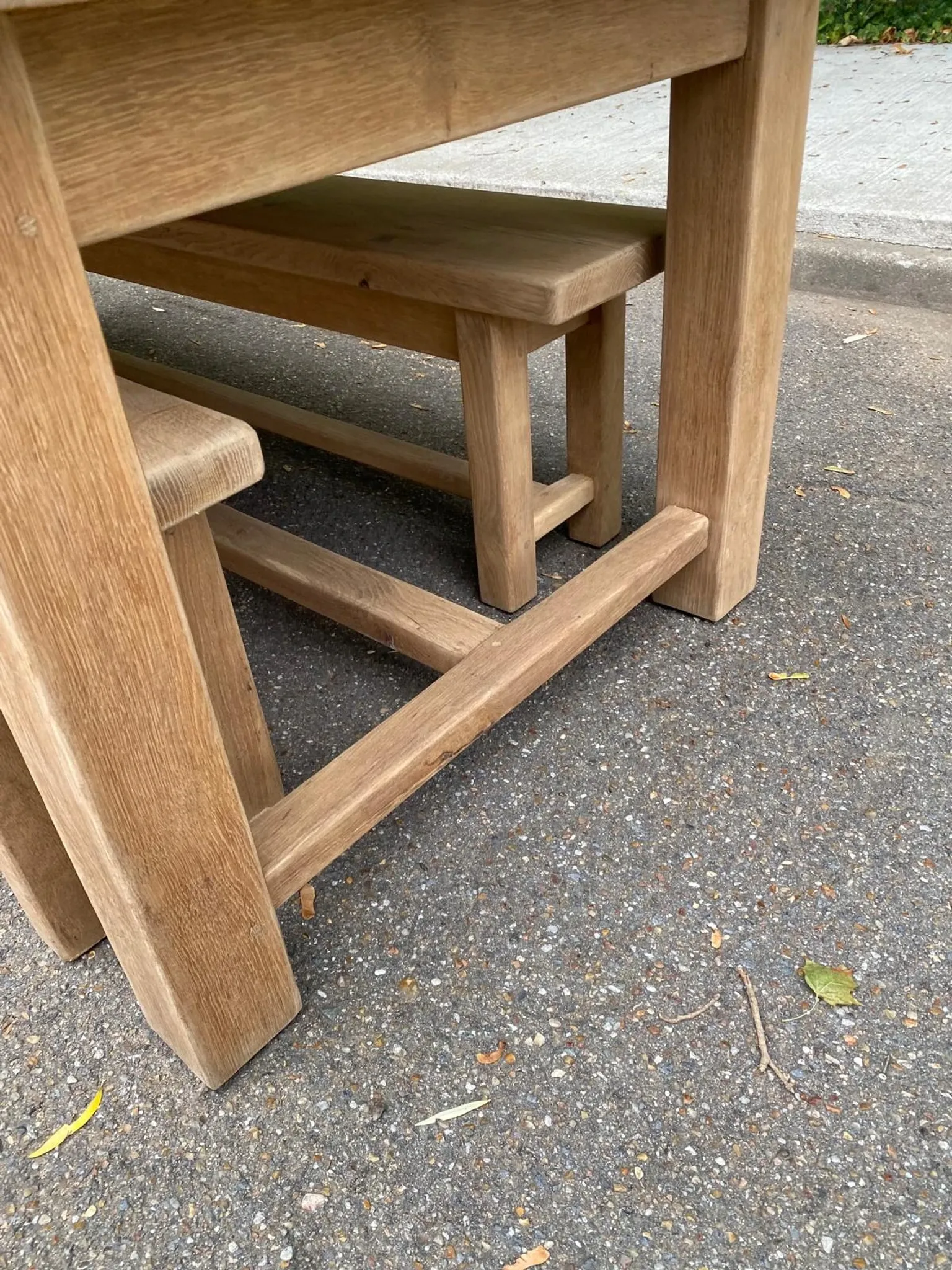 2 stripped farmhouse benches in solid oak, 1970, 175cm.