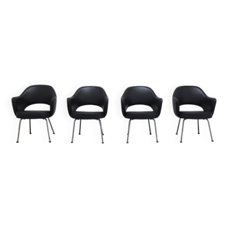 Original set of 4 'Executive' armchairs by Eero Saarinen for Knoll, 1960s